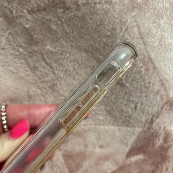 SPECK clear with gold accents iPhone case - Picture 8 of 11